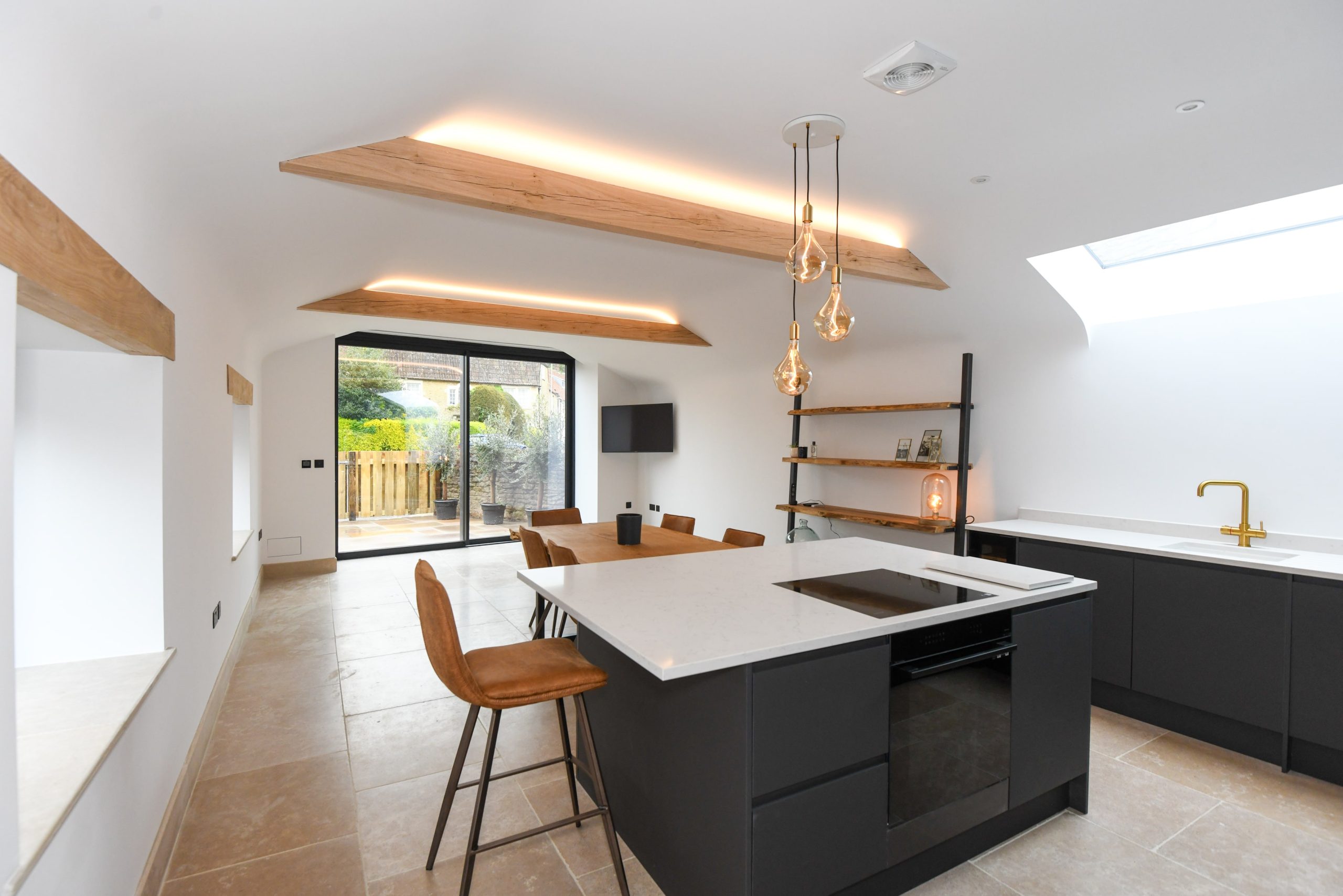 The Long Shed, Beckington